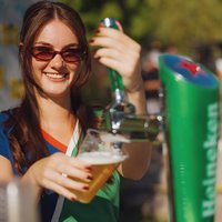 Metro_Happy_hour_18_6_25-33_foto_Marko_Delbello_Ocepek.jpg